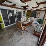 Sea View Roof Garden Διαμέρισμα *