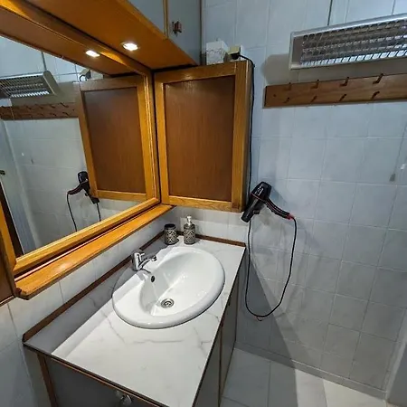 Sea View Roof Garden Apartment