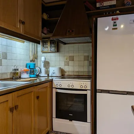 Sea View Roof Garden شقة Kiáton