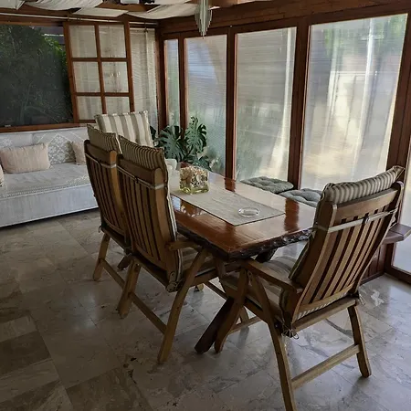 Sea View Roof Garden Apartment