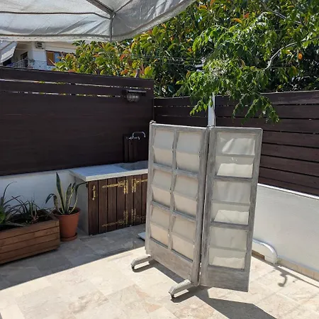 Sea View Roof Garden *