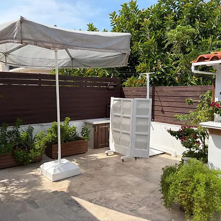 Sea View Roof Garden *